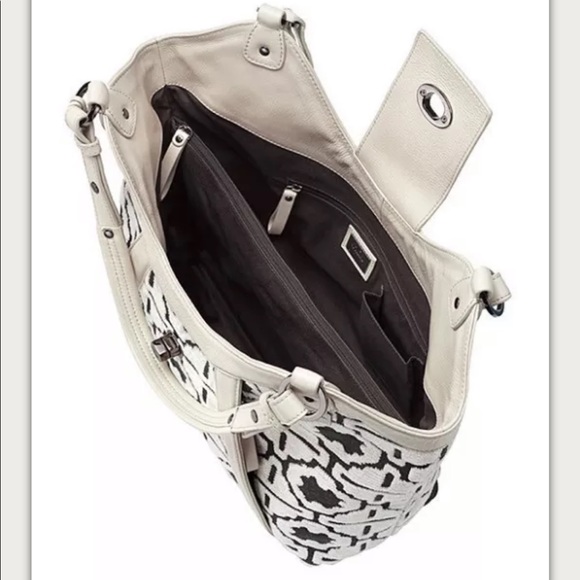 Petunia Hudson Hobo -SOLD - Picture 2 of 8